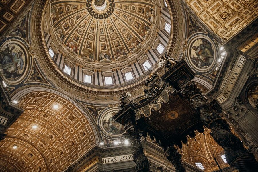 Rome: Early-Morning Vatican Museums and Sistine Chapel Tour - Inside the Vatican Museums: a smart route through a huge collection
