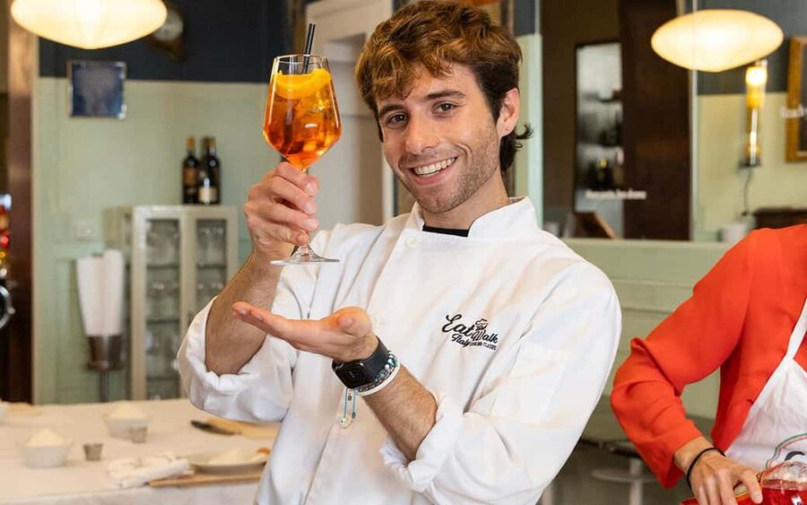 Rome: Enjoy Spritz and Pasta Making in Piazza Navona - Timing, location, and practical value