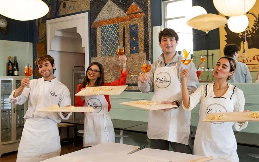 Rome: Enjoy Spritz and Pasta Making in Piazza Navona - Pasta, Spritz, and dinner in one Rome evening
