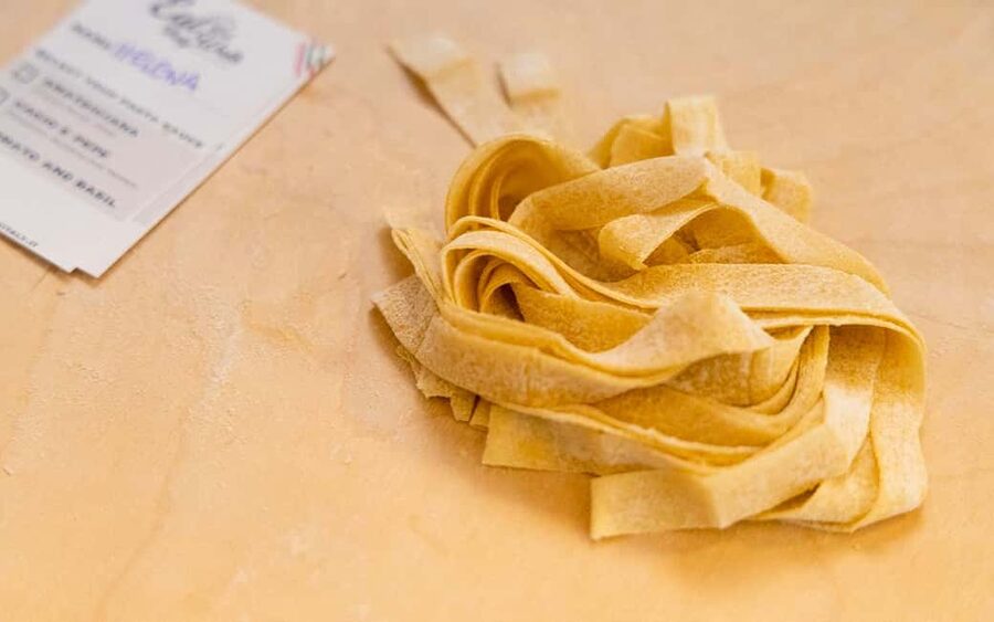 Rome: Enjoy Spritz and Pasta Making in Piazza Navona - Tiramisu, wine, and the final Italian touch