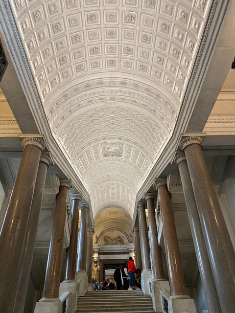 Rome: Escorted Entrance to the Vatican Museum - The first galleries: Pio Clementino and the courtyards