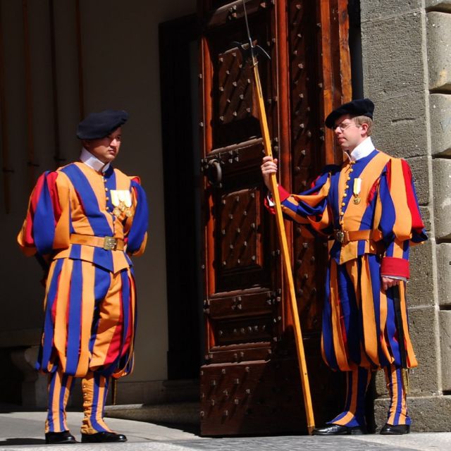 Rome: Escorted Papal Audience Experience with Entry Ticket - Booking, cancellation, and language details