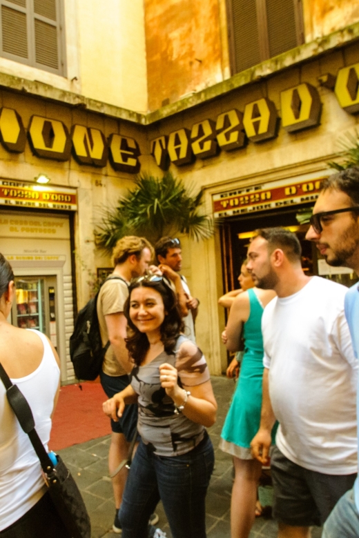 Rome: Espresso, Gelato and Tiramisù Tasting Tour - The first café: learning the Roman coffee routine