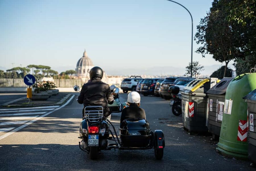 Rome: Evening Vespa Sidecar City Tour - Why an evening Vespa ride works so well in Rome