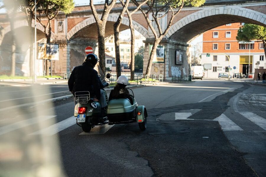 Rome: Evening Vespa Sidecar City Tour - Aventine Hill and the Orange Garden