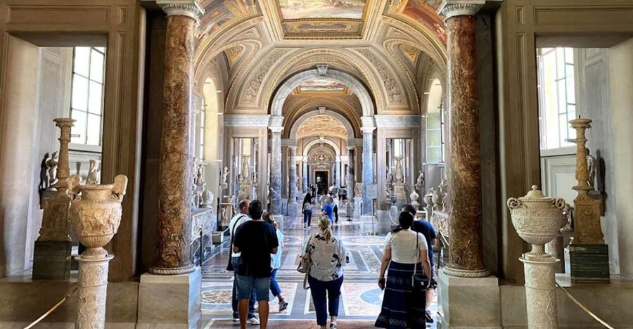 Rome: Express Early Morning Sistine Chapel Small Group Tour - The Raphael Rooms deserve your attention