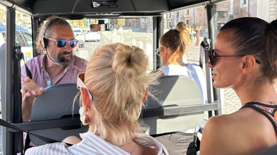 Rome: Express Golf Cart Tour - The Spanish Steps and Roman people-watching