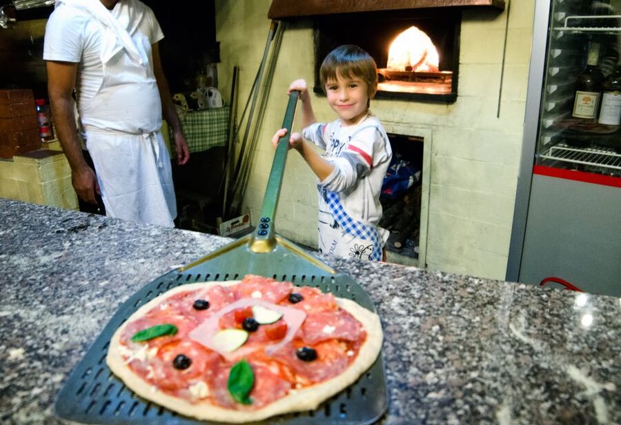 Rome: Family-Friendly Pizza Master Class - Making pizza near Piazza Navona