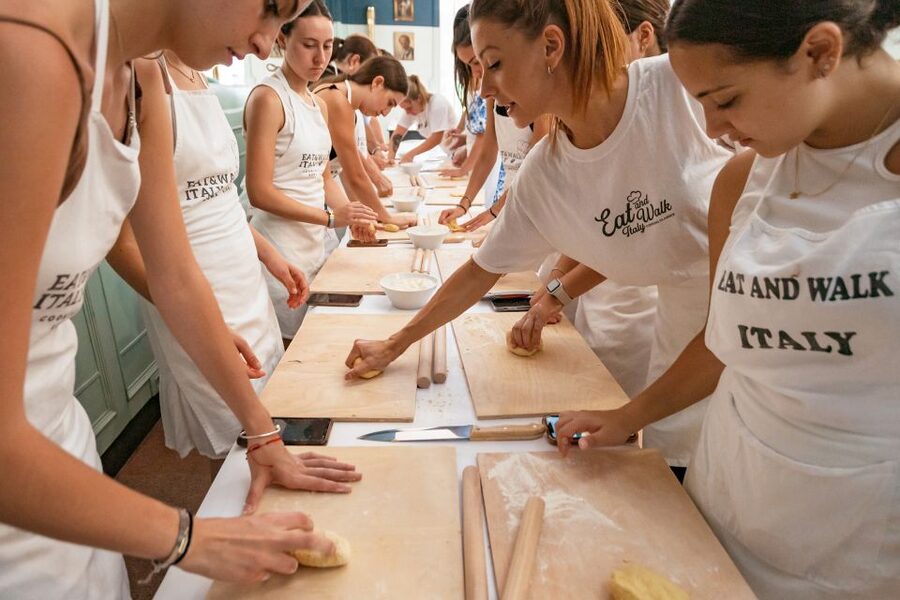 Rome: Fettuccine and Tiramisu Cooking Class with Wine - Is $67.40 a fair price?