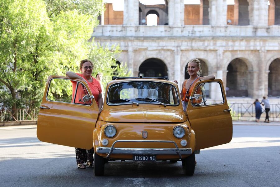 Rome: Fiat 500 Vintage City and Photo Tour - How the photography is delivered