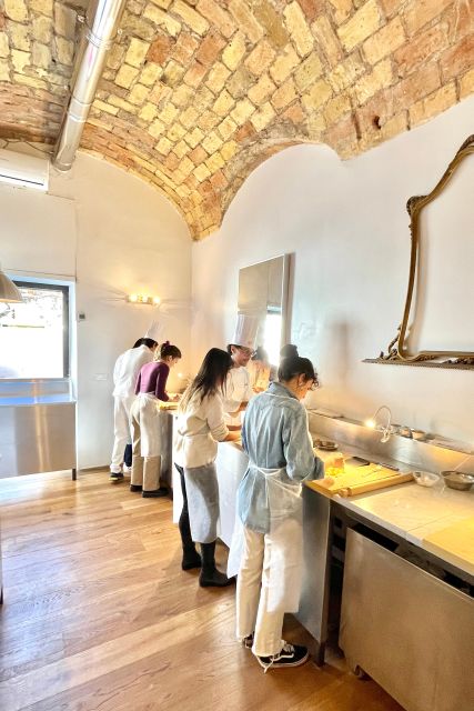 Rome: Five Shapes of Pasta Cooking Class in Ancient Tavern - Five pasta shapes in one Rome evening