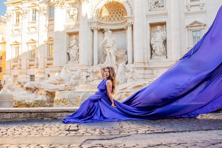 Rome: Flying Dress Photoshoot at Trevi Fountain - The 45-minute photo stop at Trevi Fountain