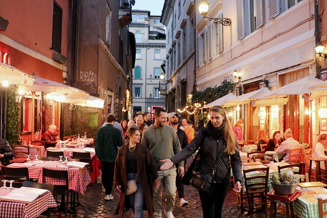 Rome Food Tour: Hidden Gems of Trastevere with Dinner & Wine - Settle into a full Roman dinner
