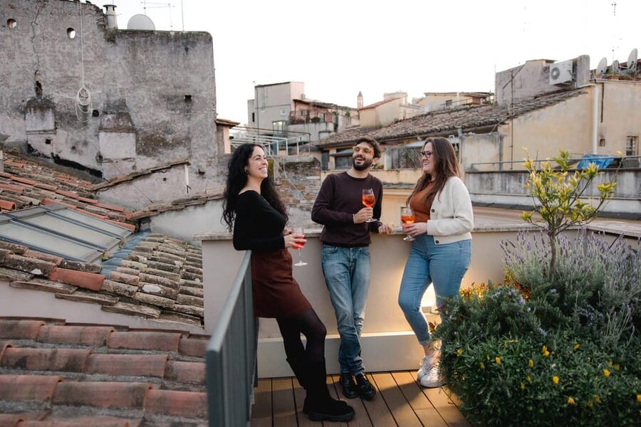Rome: Food Tour of the Historic Center with Rooftop Spritz - Fried artichokes and a Jewish Quarter pastry