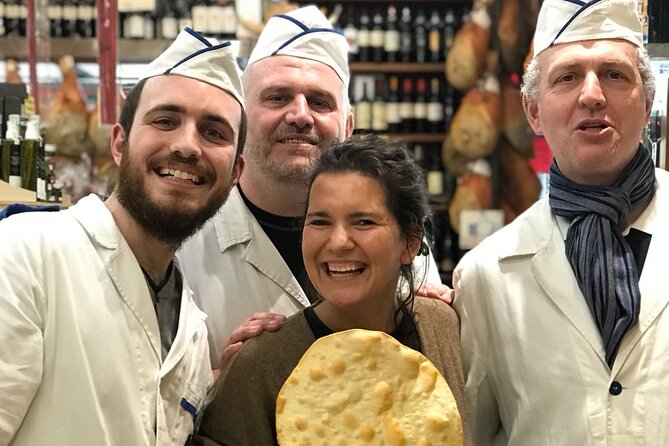 Rome Food Tour: Unlimited Tastings with Fine Wine & Barolo - Lemongrass Ice Cream finishes with a cool reset