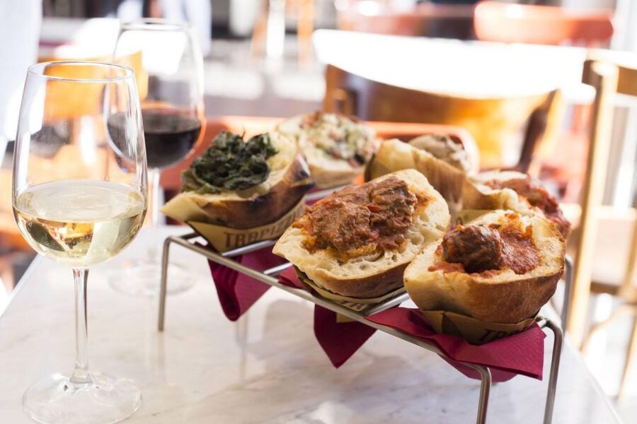 Rome: Food Tour with Unlimited Food and Barolo Wine - Key points to know before booking