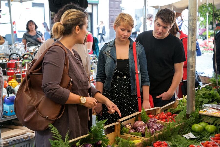 Rome: Food & Wine Tour of Campo de Fiori, Ghetto, Trastevere - Roman-Jewish food in the Ghetto