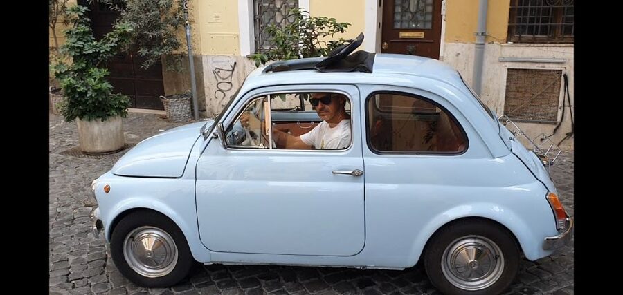 Rome: Full-Day Classic Fiat 500 Rental - Learning the controls before entering traffic