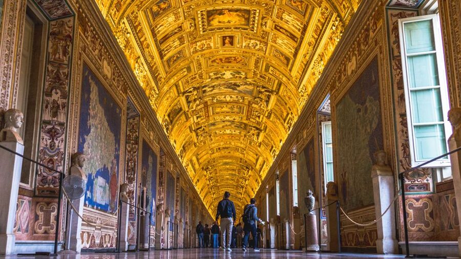 Rome: Full-Day Colosseum, Vatican Museums & St Peter's Tour - The two-hour break is useful, but you manage the transfer