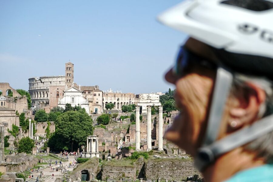 Rome: Full-Day Guided Tour by E-Bike with Lunch Included - A 24-kilometer route that connects Rome’s big sights