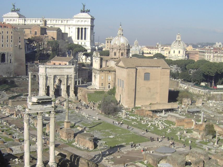 Rome: Full Day Tour Colosseum and Vatican Museums with lunch - Roman food and wine after the ruins