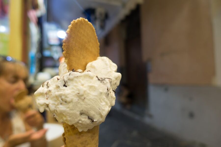 Rome: Gelato Masterclass with Live Chief and Tastings - What This One-Hour Gelato Class Actually Teaches
