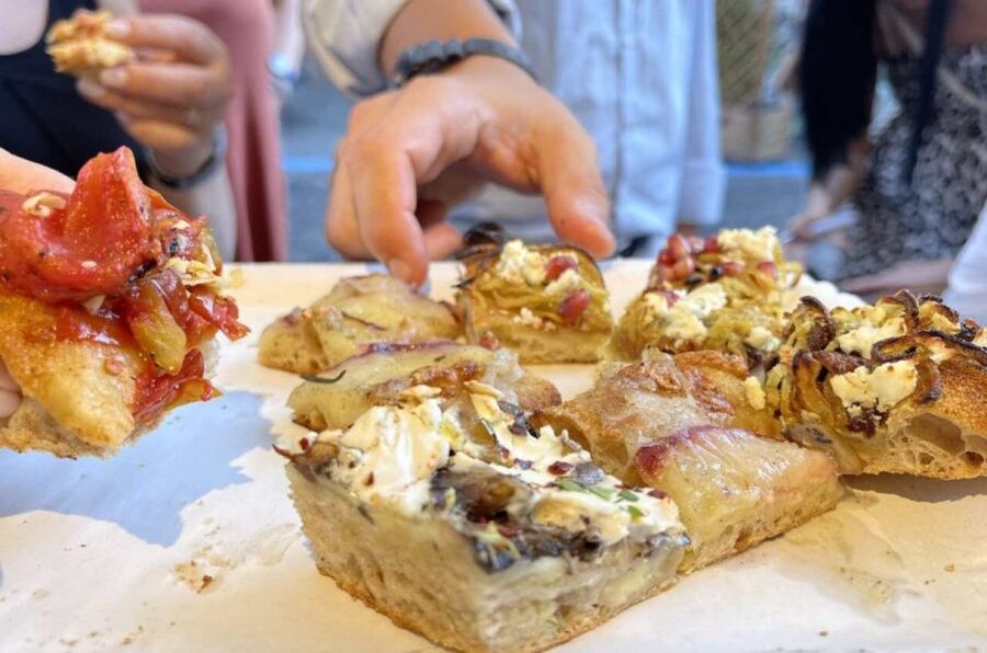 Rome: Gourmet Pizza Cooking Class (SHARED) - Baking and eating your own pizza