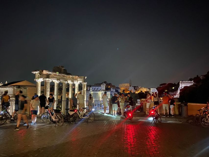 Rome: Guided eBike Evening Tour with italian Aperitif - Palazzo Farnese, Piazza Navona, and the Pantheon