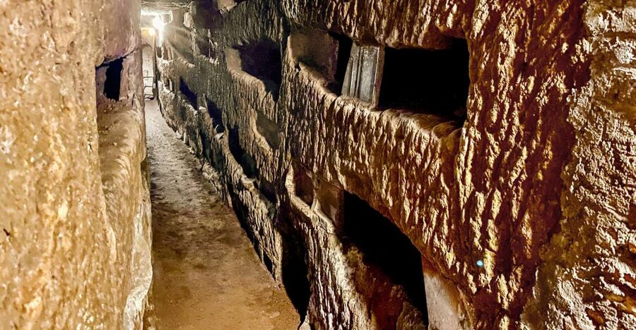 Rome: Guided Roman Catacombs Tour with Transfers - Meeting at Via Francesco Giambullari 4