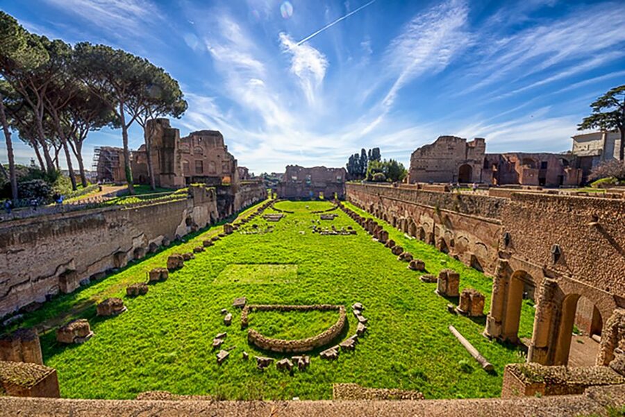 Rome: Guided Tour of Colosseum, Roman Forum & Palatine Hill - Who will get the most from this tour
