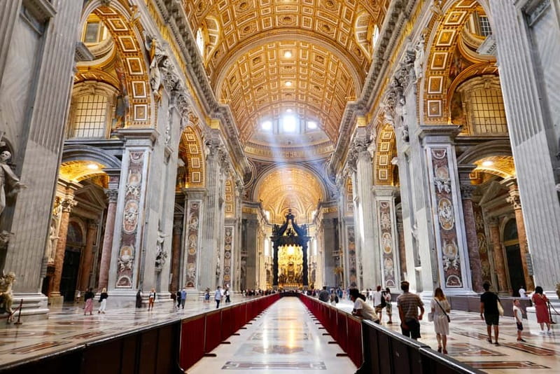 Rome: Guided Tour of St. Peter's Basilica, Grottoes & Square - Getting through security before the basilica
