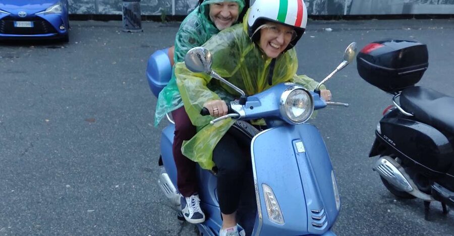 Rome: Guided Vespa City Tour - From the Spanish Steps to Trevi Fountain