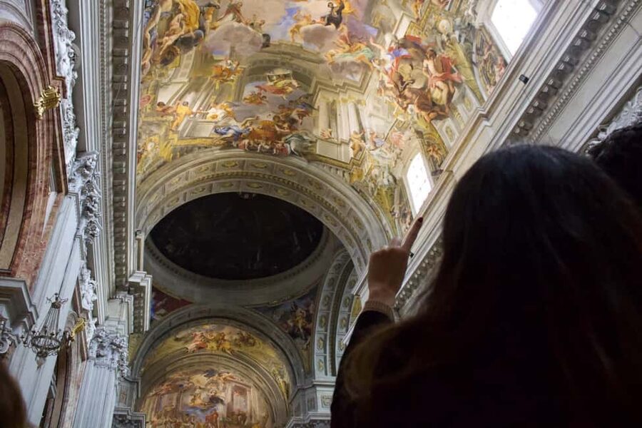 Rome: Guided Walking Tour in English or Spanish - Piazza Navona, fountains, and Roman drama