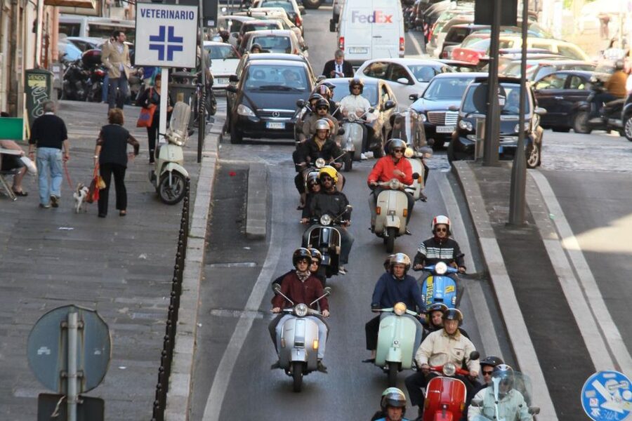 Rome: Half-Day Vespa Tour with Private Driver - Secret Rome Tour: quieter streets and local character