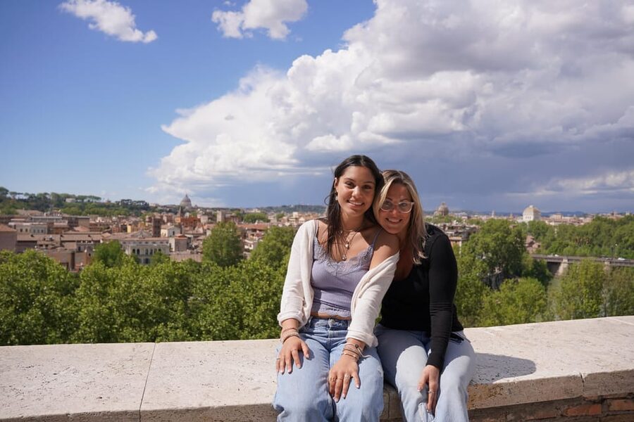 Rome: Highlights Photo Shoot for Memorable Moments - Why the pose guidance matters