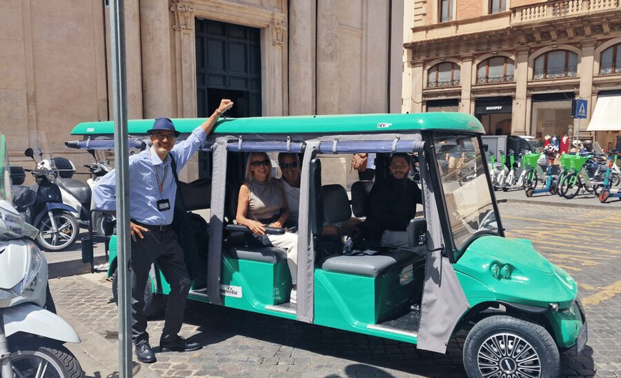 Rome: Highlights Tour by Golf Cart - Circus Maximus and the outside of the Colosseum