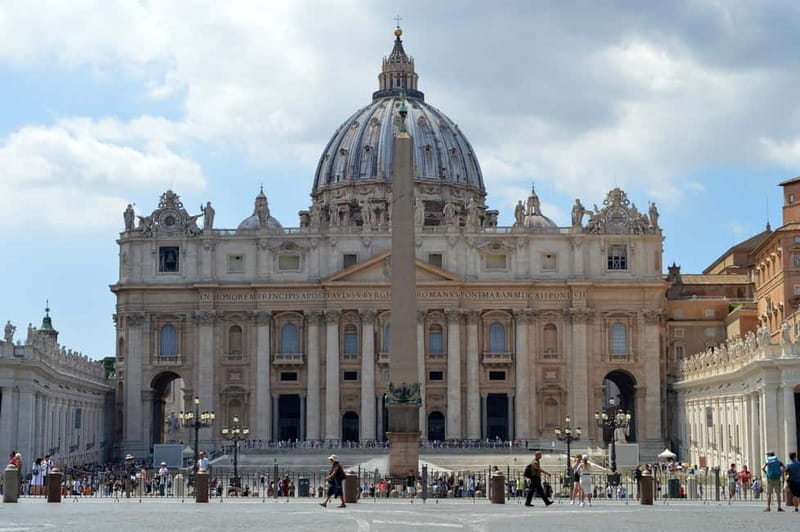 Rome: Highlights Vatican & Colosseum in 1 Day - Vatican Museums and the Sistine Chapel in the morning