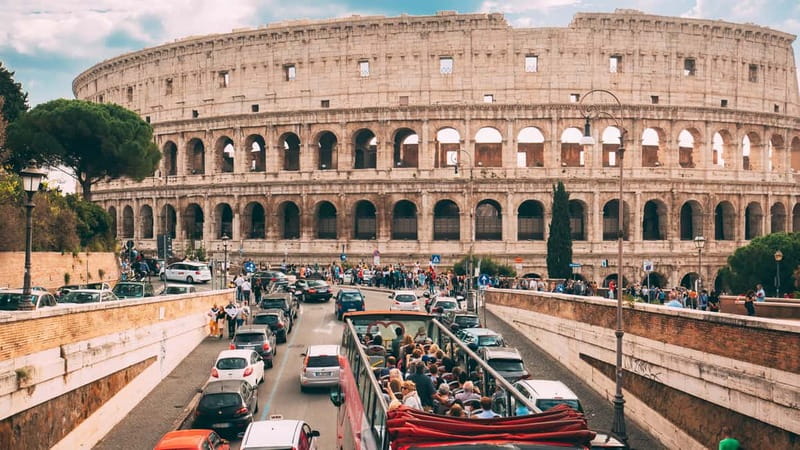 Rome: Hop-on Hop-off Bus and Colosseum, Ancient Rome Tour - The Roman Forum and Palatine Hill