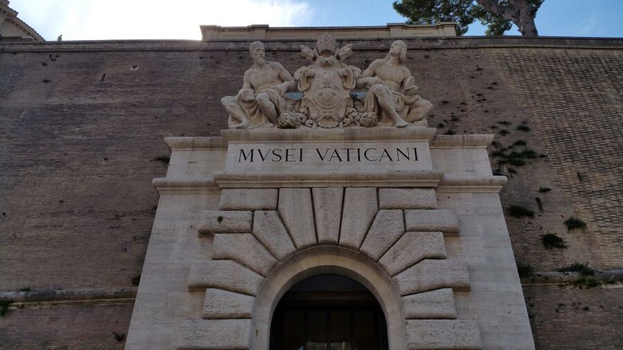 Rome: Hop-on Hop-off Bus & Vatican Museums Ticket - Michelangelo and the Sistine Chapel