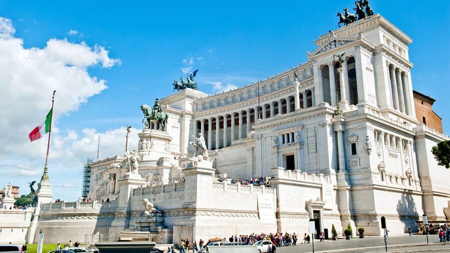 Rome: Hop-on-Hop-off Bus with Vatican and Sistine Chapel - One ticket, two very different Rome outings