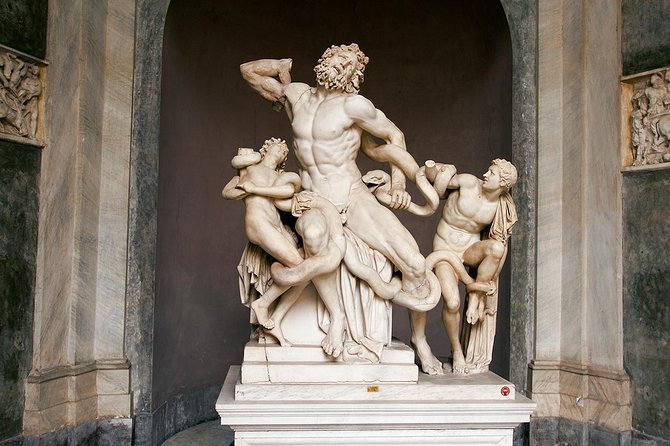 Rome in a Day Tour with Vatican, Colosseum and Historic Center - Lunch is your one real pause