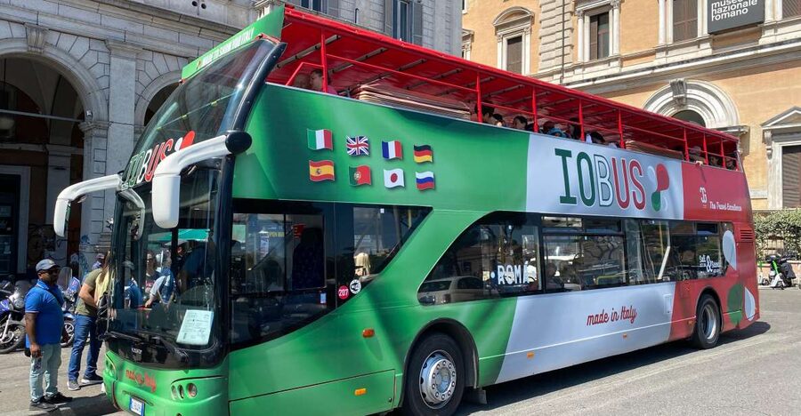 Rome: IoBus&RomeBoat Hop-On Hop-Off Bus and Boat Combo - What the Tiber Cruise Adds