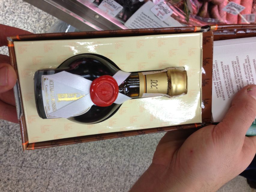 Rome: Italian Food and Wine Guided Tasting Experience - Starting at La Nicchia Cafe near Cipro Metro