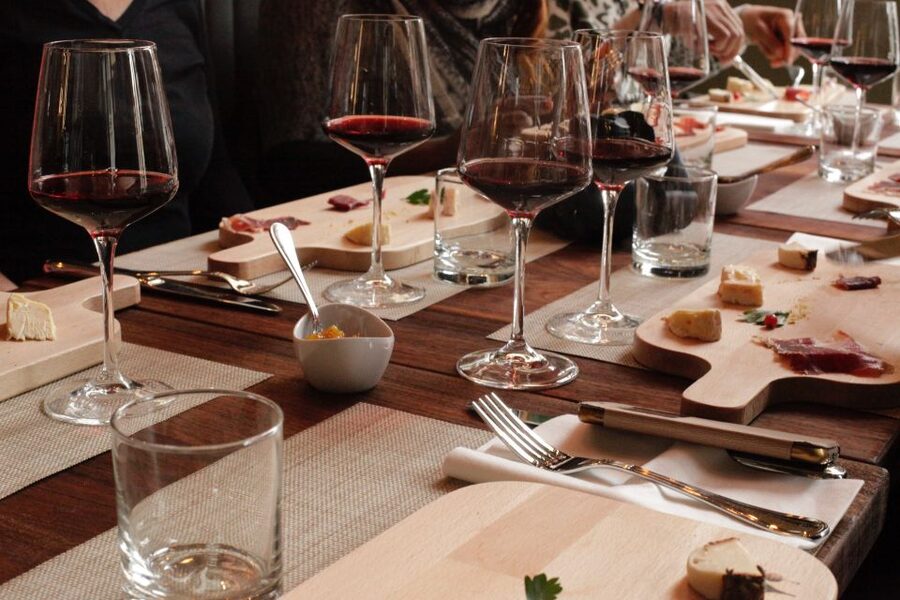 Rome: Italian Food and Wine Guided Tasting Experience - Pesto, olive oil, and the details that matter