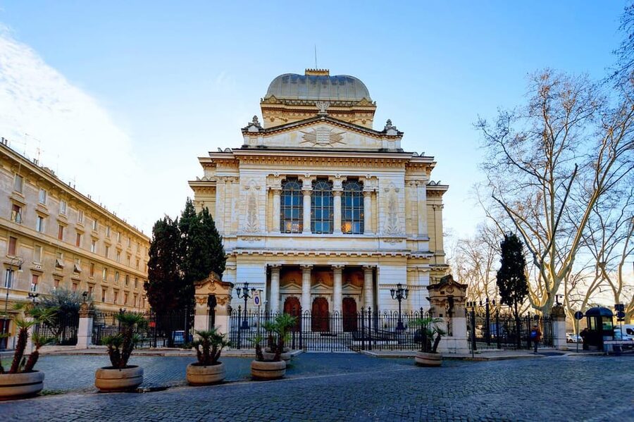 Rome: Jewish Museum and Tempio Maggiore Entry with Audio - The seven rooms and what they explain