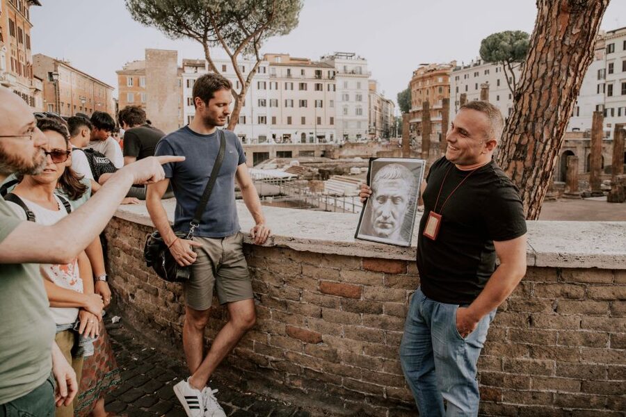Rome: Julius Caesar & the Emperors' Nighttime Stories Tour - Rome after dark: cooler streets and a better mood