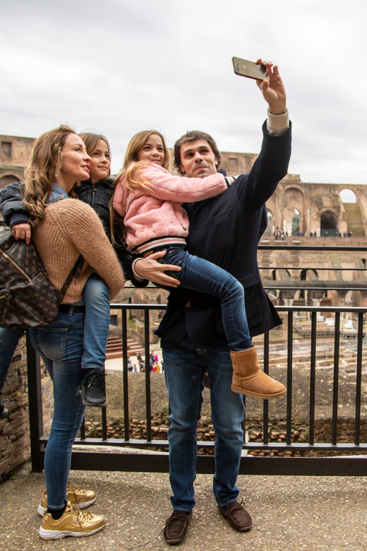 Rome: Kid-Friendly Colosseum Experience and History Tour - Meeting your guide at the Colosseum Metro station