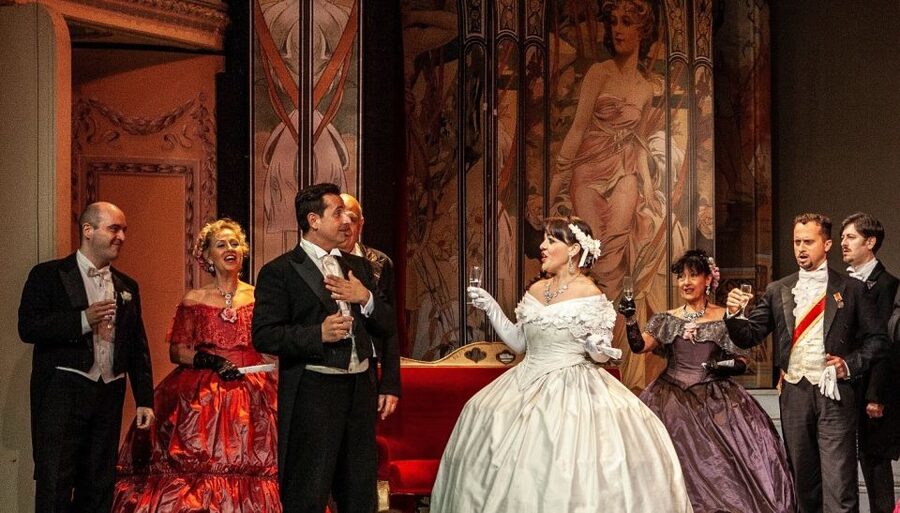 Rome: La Traviata at St. Paul's Within the Walls - The singers, orchestra, and performance style