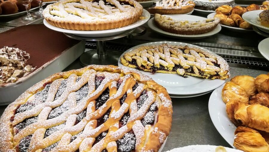 Rome: Lunch or Dinner with typical Roman Dishes - Service can make the difference