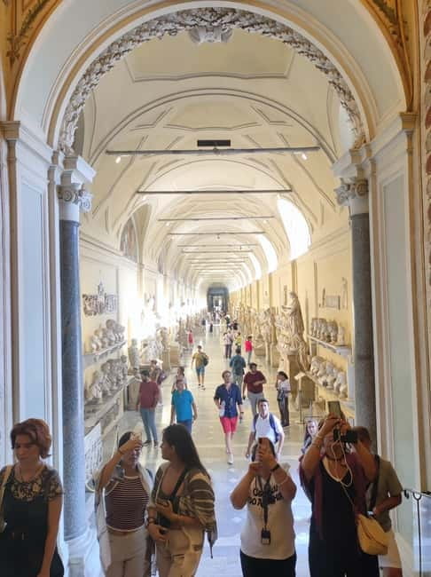 Rome: Majesty of the Vatican Small-Group Walking Tour - A visit to St. Peter’s Basilica